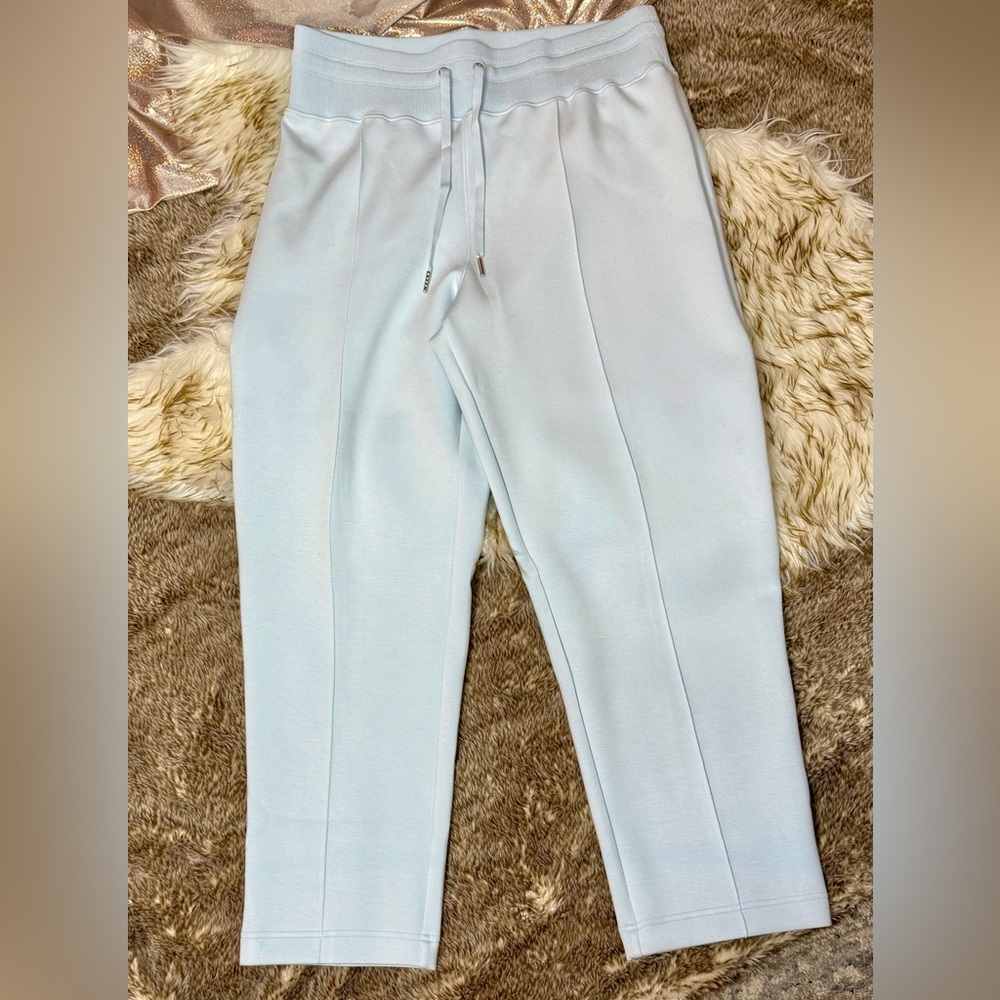 SPANX Air Essentials Straight Leg Pant